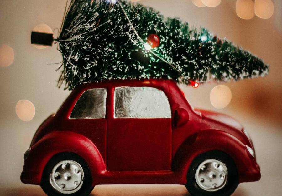 You are currently viewing Christmas 2024 | Season’s Greetings and Happy Holidays